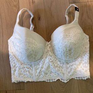 Victoria Secret White Lace Bra- 38DDD